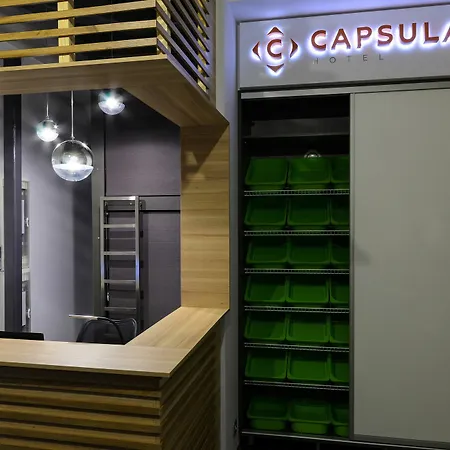 Capsule Hotel Capsula-3
